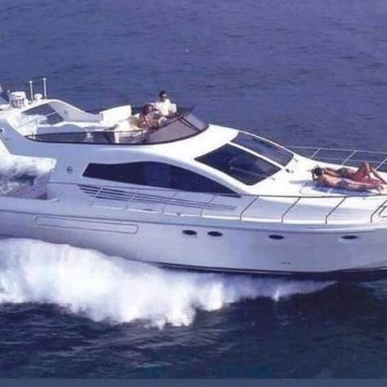 Noleggio Yacht con skipeer Salento